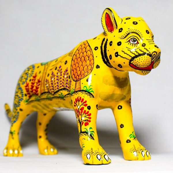 Hand-Painted Lioness2