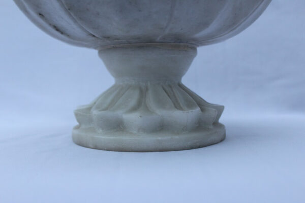 Marble Urli with Stand1