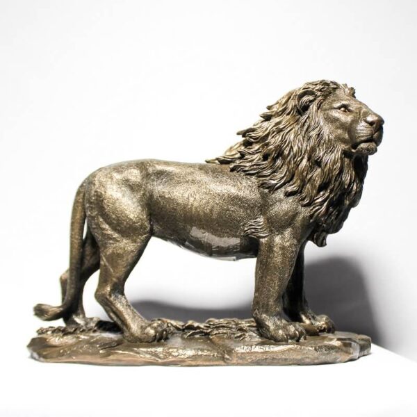 Bonded Bronze Lion Sculpture conqurer